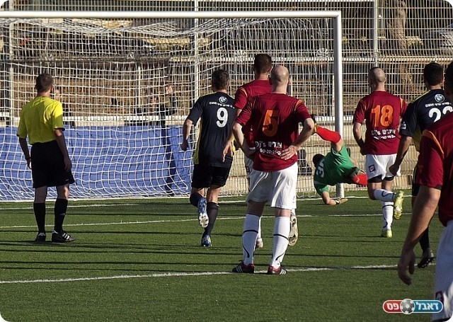 קבע את תוצאת המשחק. כוכבי כובש (צילום: אייל אורן)