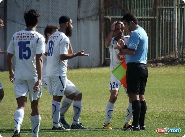 מנסים לשנו את רוע הגזירה (אייל אורן)