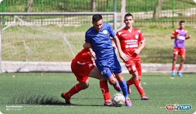 מחצית שנייה הססנית. דבש עוצר את שקרוקה (צילום: אנס אבודעבס)