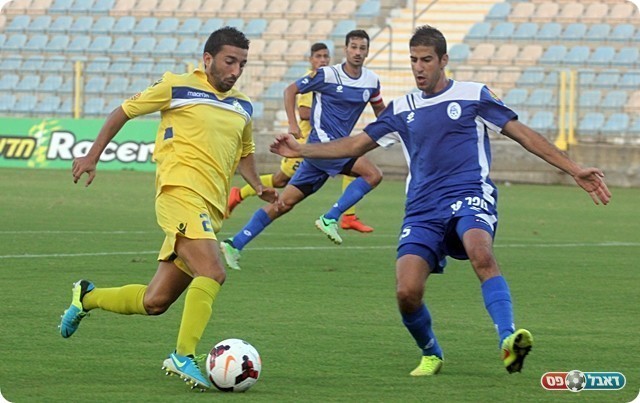 אלמלם מנסה לעבור את קצב (לירן דורף)