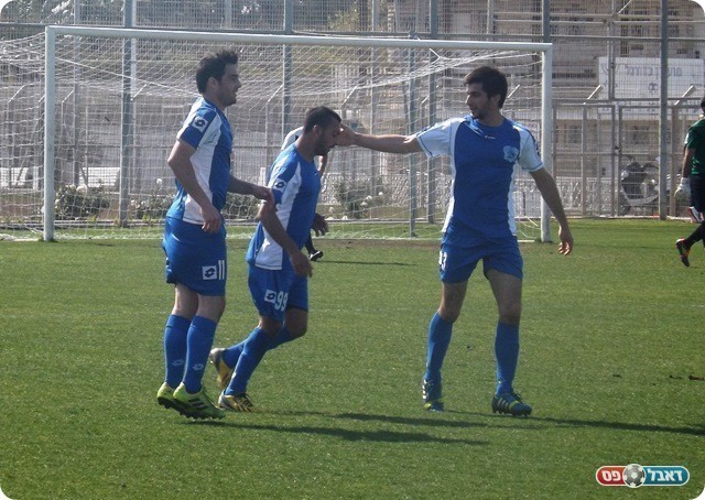 שער מהיר. האורחים חוגגים שוויון (צילום: אבי פפיס)