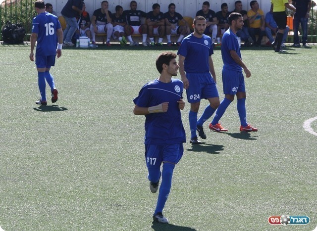 אדום מיותר. אזרזר יורד (פזי שינדלר)