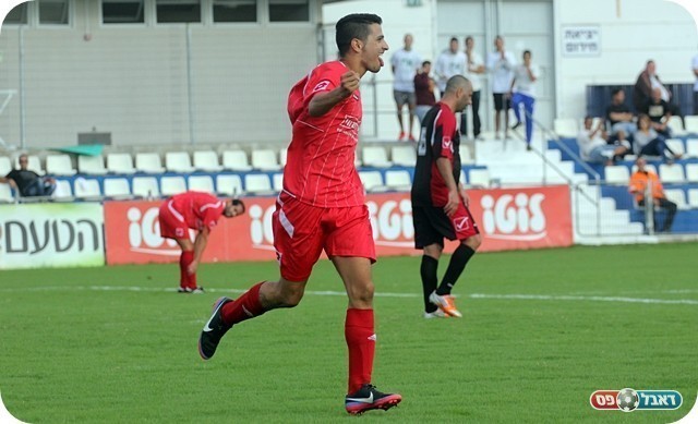 וחוגג (צילום: לירן דורף)