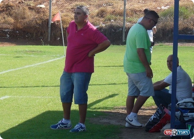 הישארות בלי פלייאוף. ועקנין 