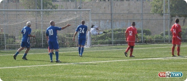 משחק מהיר. החמצה של נווה גולן (צילום: אלי שמואלי)