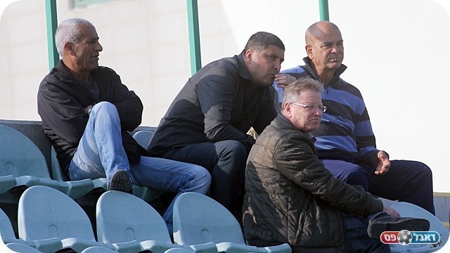 באו לצפות במשחק המסקרן. כרמלי ופוגל (צילום: לירן דורף)