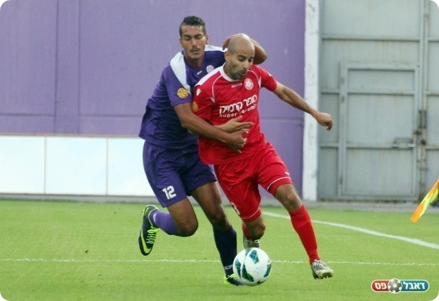 שער ניצחון דרמטי. אז'ובל תופס את מעבי (צילום: לירן דורף)