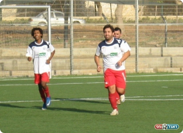 סוף סוף הגיע. רמת ישראל חוגגת (צילום: אלי שמואלי)