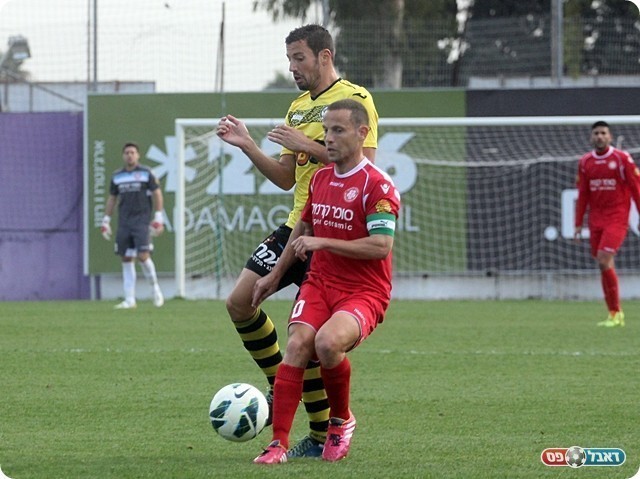 נשאר ברמת גן, בוקסה ופרץ במאבק (צילום: לירן דורף)