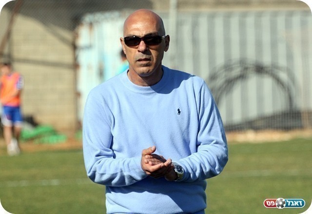 "הוא המאמן והוא המחליט". לוי (צילום: לירן דורף)