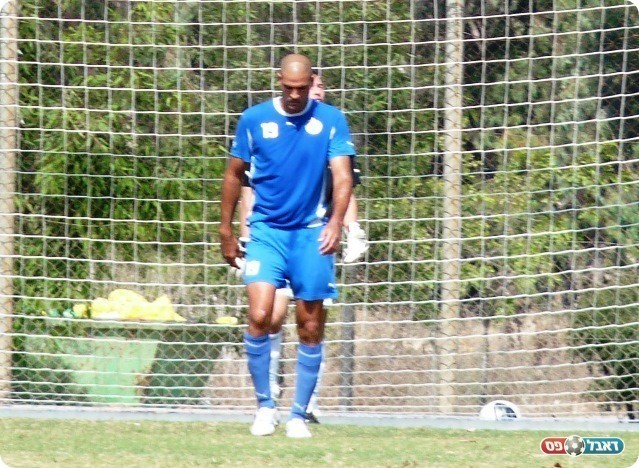 שלד שרץ כמה שנים. וולק (צילום: גיא גולדפרב)