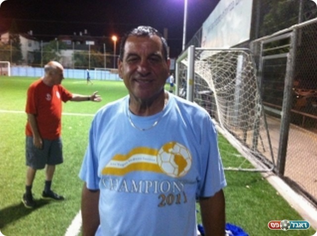 שחקן העבר האגדי אורי דניאל הוא מנהל הנבחרת