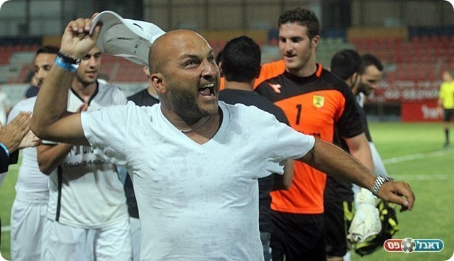 סירוטקין חוגג.בדיוק כפי שהתמונה מתארת, להוריד בפניו את הכובע (לירן דורף)