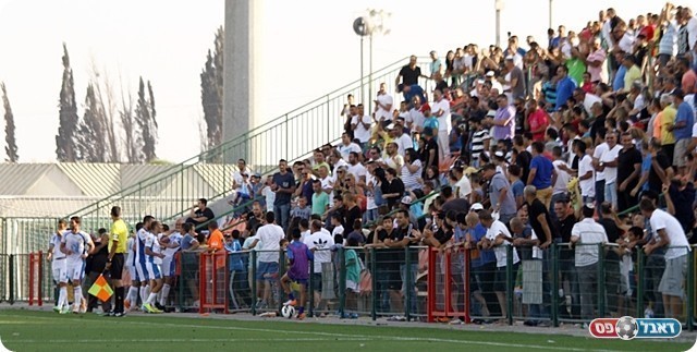 יבנה חוגגת נצחון עק (קובי רוזן)