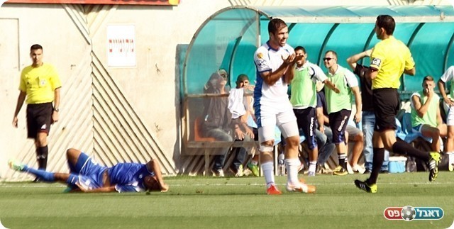 ג'אן רואה את האדום (קובי רוזן)