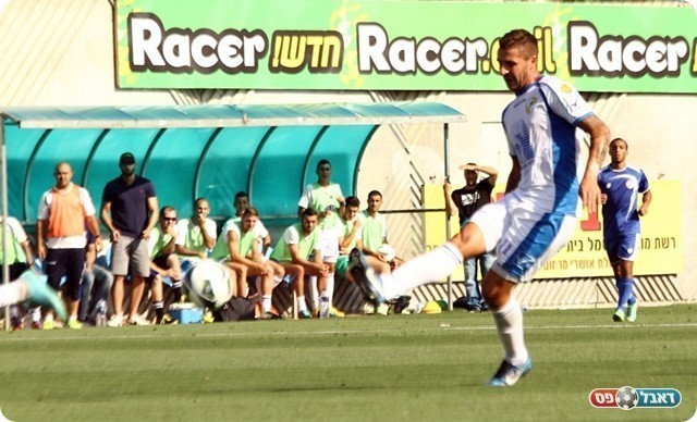 השער הראשון, אנטונוב בועט (קובי רוזן)