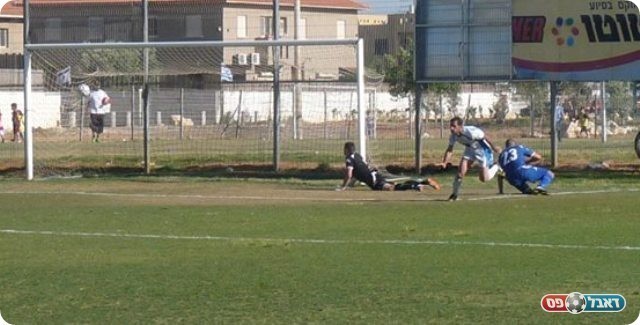 כובש (אלי שמואלי)