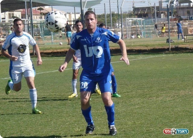 ותיקים לצד צעירים. חלוואני (אלי שמואלי)