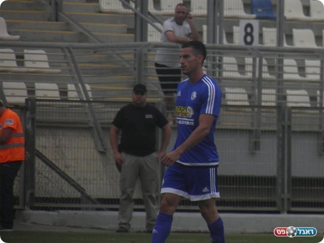 ערך הופעת בכורה. ניר אברג'יל (מובאדה פרחאת)