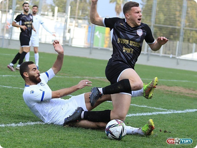 המשחק נפתח בצורה אגרסיבית (דאפר מחאמיד)