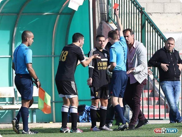 מידן שטיינברג רואה את האדום (וואסים מוואסי)