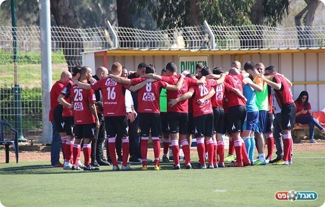 שחקני הפועל אשדוד (דף הפייסבוק הרשמי)