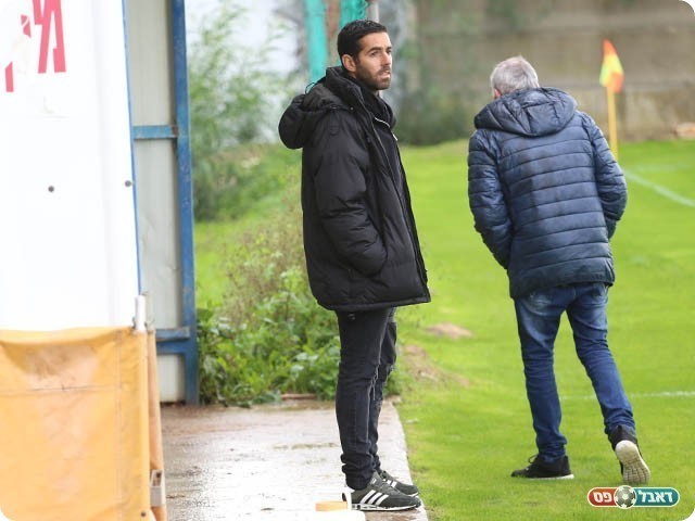 בסך הכל ניסה לעזור. עזו (קובי פורטל