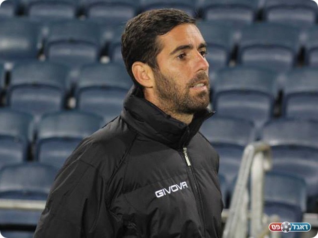 קבוצתו נחלשה בפגרה. אופיר עזו מאמן הפועל ירושלים (דאפר מחאמיד)