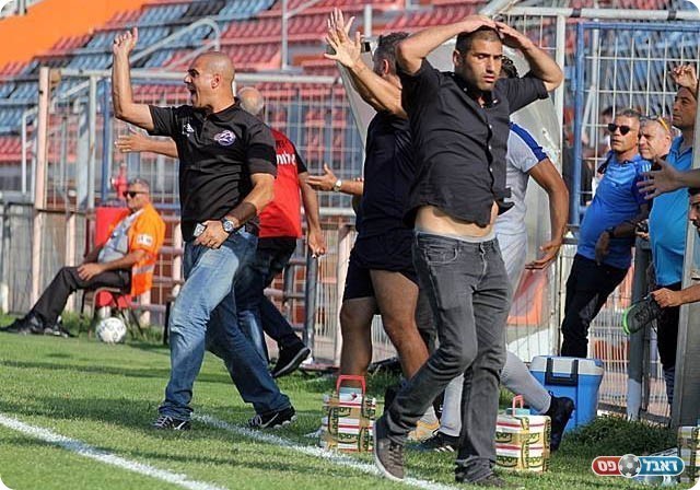 אורי קרגולה (לירן דורף)