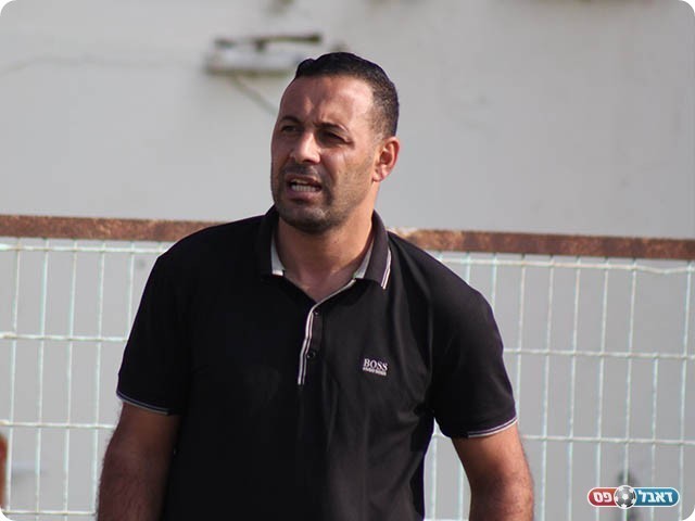 לקח נקודה בבכורה. סבע (דאפר מחאמיד)