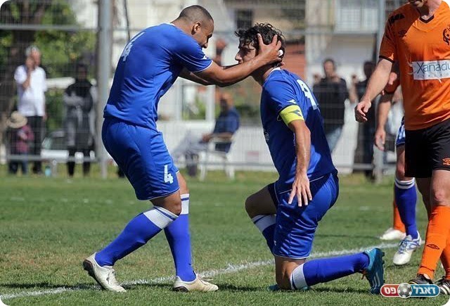 אלון לוי (משמאל) (לירן דורף)