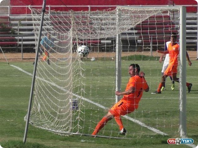 אסייג כובש (שקד מורג)