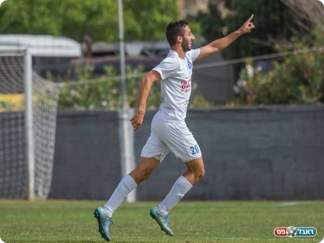 ארז׳ואן חוגג (רפי נחמיאס)