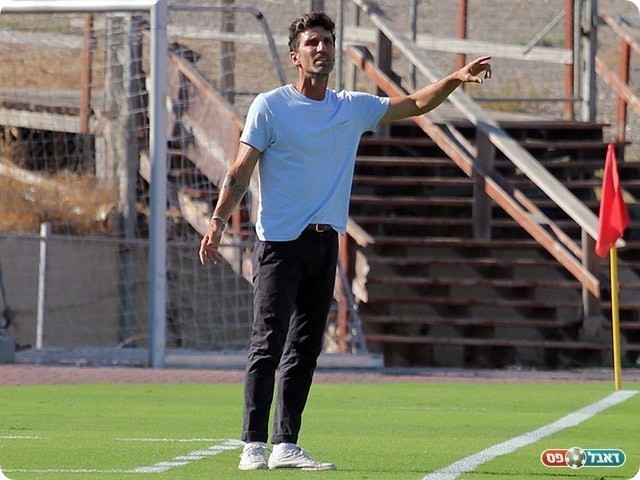 אריק בנאדו (לירן דורף)