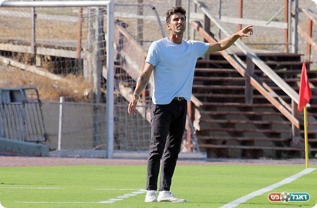 אריק בנאדו (לירן דורף)