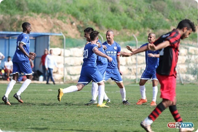 ניצחון ענק של באקה (וואסים מוואסי)