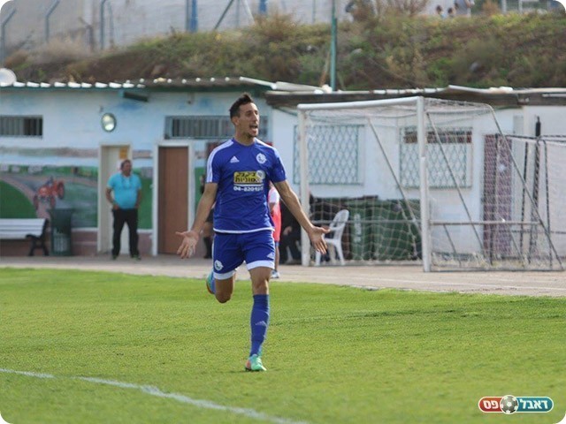 כמה שהוא התגעגע לכבוש. עומר בוארון (עודד חסין)