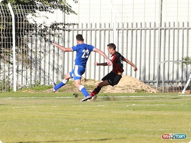 בוארון מחליק (עדי מלול)