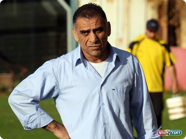 מאמן כרמיאל/צפת. איציק בוזורגי
