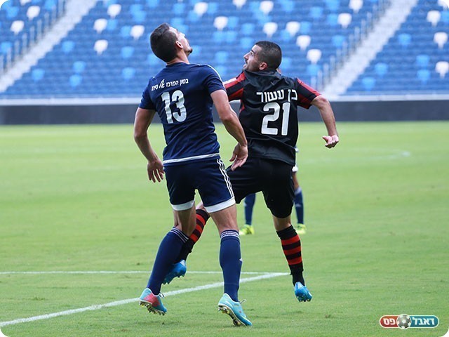 סיכן מספר פעמים את השער. בן עשור (עדי מלול)