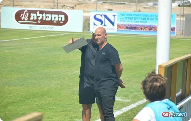 מאמן שעריים. ארז בנודיס (פרנסיסקו דיסטסיו)