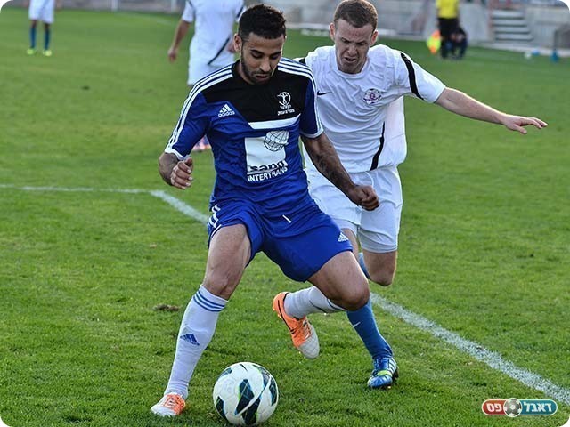 "ברגע שהשופט שורק הוא נהיה שחקן יריב לכל דבר", סימנטוב (צילום: ארנון לוי)