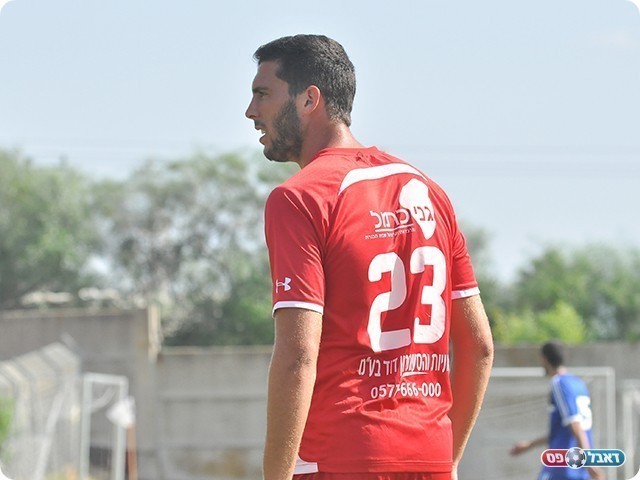 היחיד שמתפקד, שלו ברוור קשר טבריה (צילום: קובי פורטל)