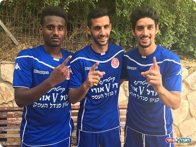 גברים בכחול. הכובשים לזכות מגדל העמק: מורד, מלול ואברה (קובי פורטל)