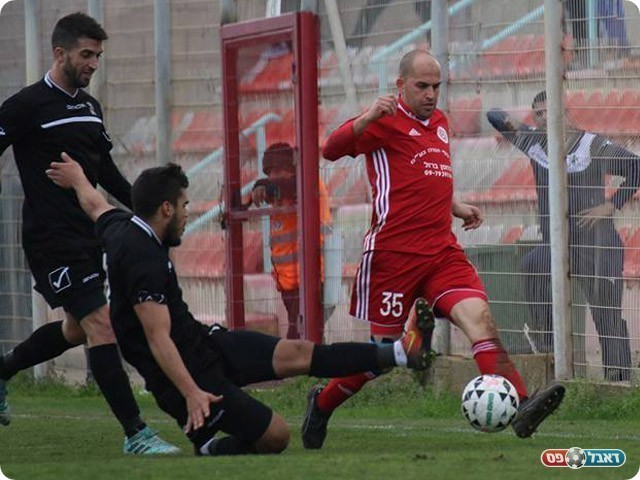 איציק נאש רודף אחרי רביד גזל (נזיה סולטאן)