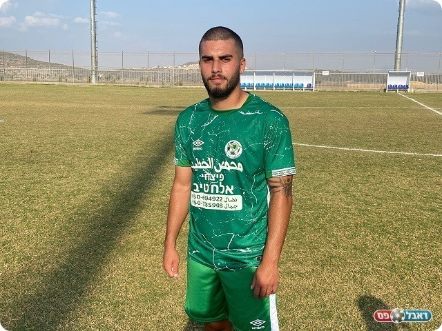 הרשים בביצועיו. אחמד אבו דבוס (דוניה גנטוס)