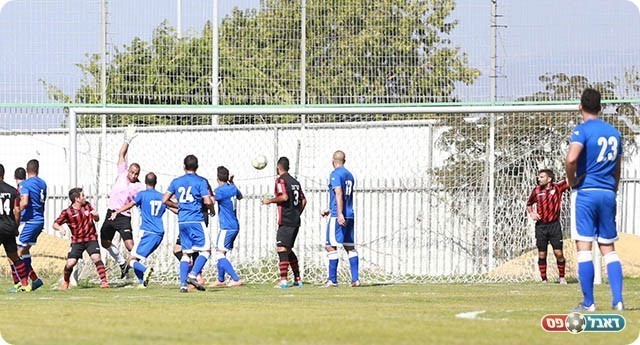 הכדור של אלסברי ברשת (עדי מלול)