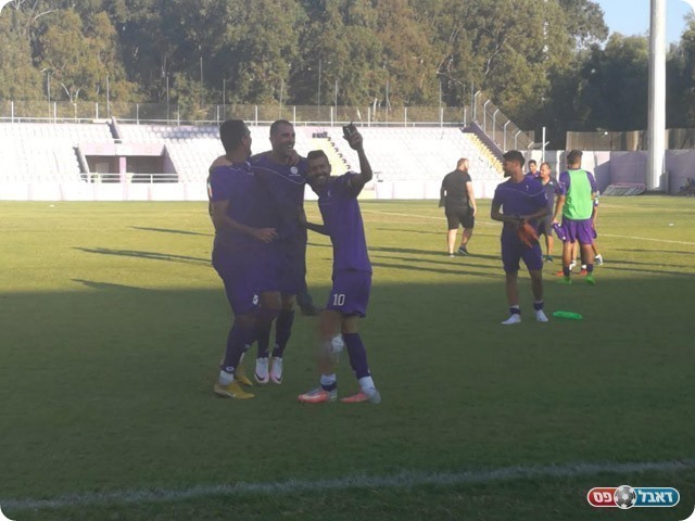 כיכב במחזור הפתיחה. מוטי אוחיון