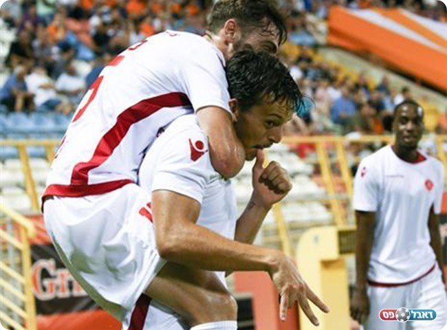 מחצית שנייה טובה שלהם. שחקני הפועל תל אביב (דני מרון)