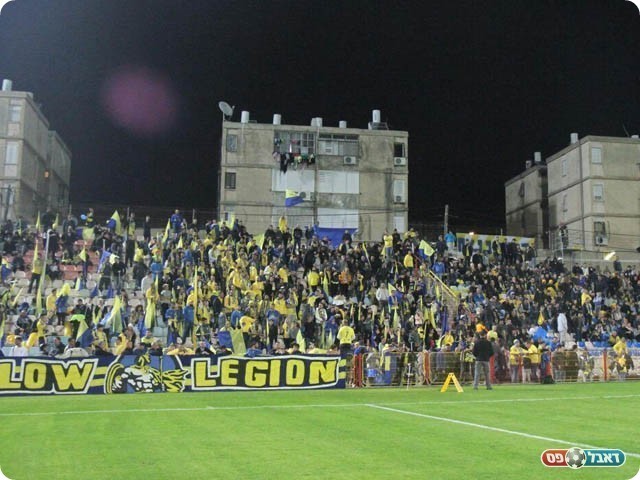 הקהל הצהוב (מוטי קדוש)